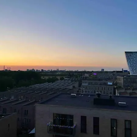 Апартаменты Fully Equipped Apartment, 15 Min To Downtown *